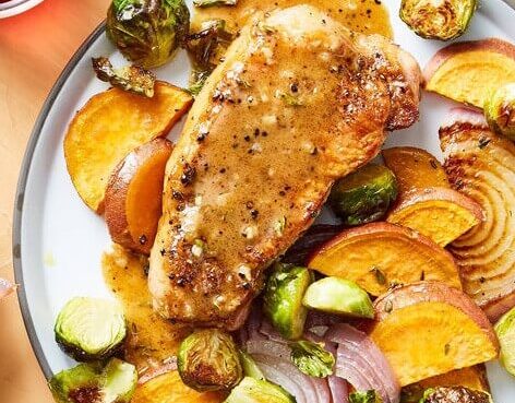 chicken breast cooked with seasonal fall vegtables